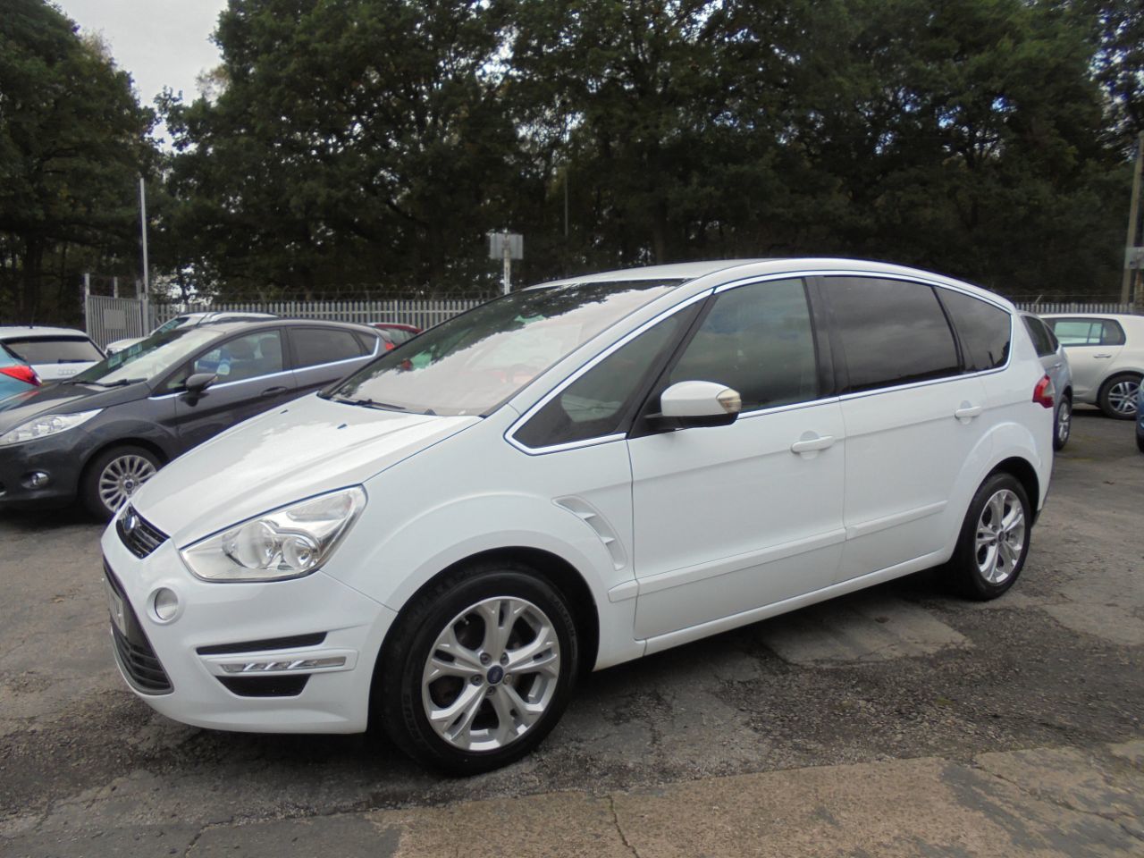 2014 Ford S-MAX