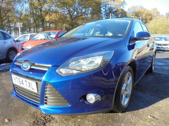 Ford Focus 1.6 FOCUS ZETEC NAVIGATOR TDCI Hatchback Diesel Blue